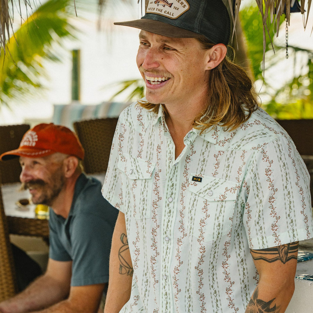 Howler H Bar B Snapshirt